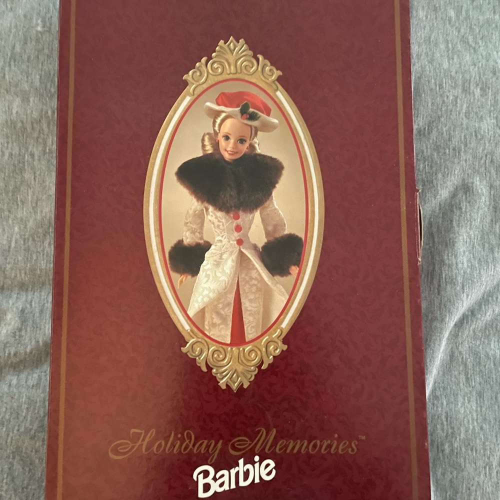 1995 Hallmark Special Edition Barbie Holiday Memories Doll in Red and White